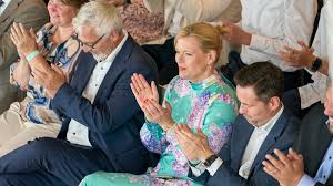 FAZ - News update