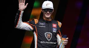 Piloto de Racing, William Sawalich, Fuera de Carrera por Conmoción Cerebral