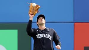 Yankees Should Sell High on Top Prospect