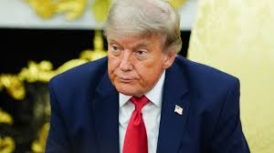 Guerre au Moyen-Orient: Donald Trump menace de frapper des centrales électriques en Iran