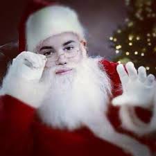 Justin Bieber is Santa Claus! by Daisy on December 21, 2013 - justin-bieber-santa-claus