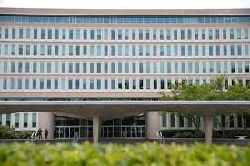 C.I.A. Officer Found With Gold Bars Said to Have Created Fake Spy Program