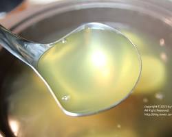 육수 끓이는 모습