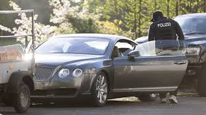 Riesen-Razzia in NRW: Polizei räumt Rocker-Garagen aus