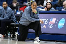 Bond is strong between Syracuse’s Felisha Legette-Jack and UConn’s Geno Auriemma