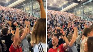 Oasis Reunites in Melbourne with a Roaring Australian Comeback