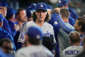 Tyler Glasnow exits start against Astros after one inning with lower back pain