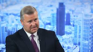 BP Shares Plunge After Chairman Albert Manifold Ousted in Shock Move