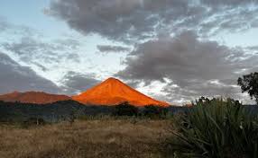 Del mar a la montaña: aprovecha la fiebre mundialista y visita Colima