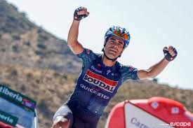 Vuelta: Landa climbs out of a deep trough to win stage 20