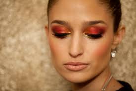 Make up viso per il giorno di Natale, in oro e rosso - natale-mup