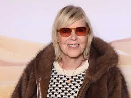 "C’est un peu frustrant" : Chantal Ladesou sans filtre sur ce détail qui lui gâche le tournage de Maison de retraite, la série