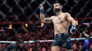 MMA: Benoît Saint-Denis en route vers la ceinture contre Paddy Pimblett