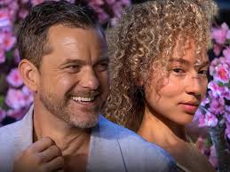 Joshua Jackson Fuels Dating Rumors With Model Olivia Burgess With Cozy Stroll
