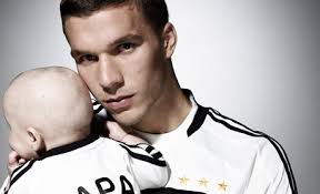 <b>Lukas Podolski</b> - pic_1322910391_9