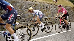 Tour de France: Evenepoel steigt aus, Martinez triumphiert am Tourmalet! - Imagen principal del artículo