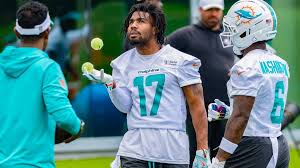 Jaylen Waddle's Juggling Drills and 2025 Fantasy Football Outlook