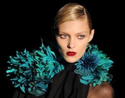 Polish model Anja Rubik presents a creation by Gucci during the Milano Moda Donna Fashion Week in Milan, Italy, 23 February 2011. EPA/BGNES - photo_verybig_128723