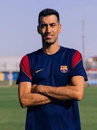 Busquets volta ao Barcelona e será auxiliar técnico de Belletti no time B