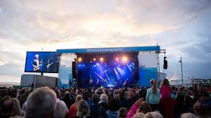 NDR Festival in Büsum: 6.000 feiern Open-Air am Wattenmeer - Imagen principal del artículo
