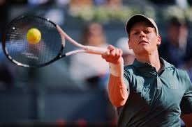 Sinner non si distrae mai: cinque game concessi a Moller. Ora è agli ottavi a Madrid