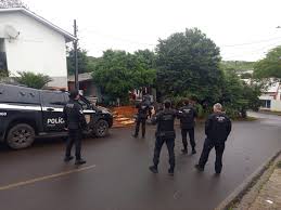 Police arrest 106 in operation against suspected criminal group