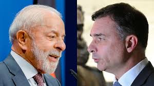 PoderData/Aya: Lula e Flávio aparecem tecnicamente empatados em eventual 2º turno