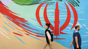 تنش تازه در تنگه هرمز؛ آمریکا: موشک‌های ایران به سوی کویت و بحرین رهگیری شد