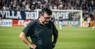Berti mete mano: el probable once de la Lepra para el partido con Estudiantes