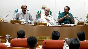 Kerala Governor decries politicisation of campuses