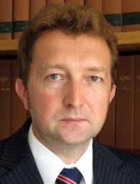 Scheidung online: Paul Korcz - Rechtsanwalt in Frankfurt-Rödelheim