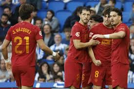 3-4. El Valencia remonta y sueña a lo grande con Europa