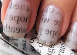 Resultado de imagem para unhas em jornal