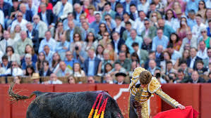El pecado mortal de Borja Jiménez y Victorino Martín en Sevilla