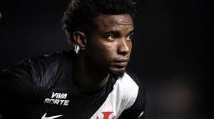 Thiago Mendes pode desfalcar o Vasco contra o Corinthians