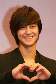 اجمل الصور ل kim bum Images?q=tbn:ANd9GcR9u2UYDP03v3n2lD4YhQyr4rhT-mUTwz38I8IY9rUaj3-GOonbCg