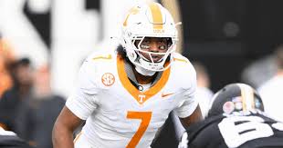 Former Tennessee LB Arion Carter changes mind on NFL Draft and will enter the transfer portal