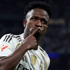 Atención al doblete de Vinicius que le da la victoria al Real Madrid