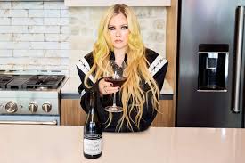 Avril Lavigne's 'Complicated' Now a Wine! Pop-Punk Meets Pinot Noir! - Imagen principal del artículo