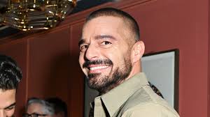 Ricky Martin ya tiene digno heredero: su hijo Matteo causa furor en la fiesta sorpresa con motivo de su 54 cumpleaños