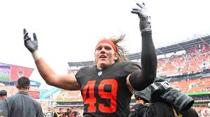 Schwesinger celebrating his award