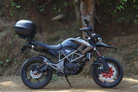 Hasil gambar untuk modifikasi touring motor tiger