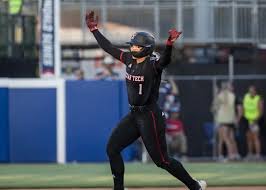 Women's College World Series: UCLA's offensive juggernaut runs out of juice at crucial juncture