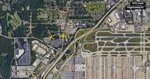 Dois aviões da Delta ficam próximos de colisão durante operação em aeroporto nos EUA