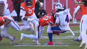 Can't-Miss Play: Singleton's big-time forced fumble vs. Cook flips momentum in Denver