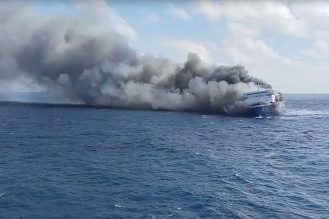 At least 5 dead, dozens missing after Indonesian ferry catches fire; rescuers search for unknown number still unaccounted for