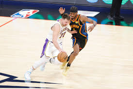 Luka Doncic Returns as Lakers Clash with Thunder in Western Showdown