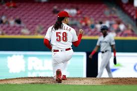 Cincinnati Reds vs. Seattle Mariners – Chase Burns vs. Luis Castillo