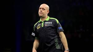 Van Gerwen hard onderuit op European Darts Trophy, acht Nederlanders wel door
