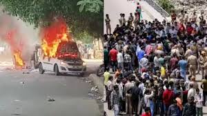 Noida Worker Protests: Wage Demands Escalate, Leading to Violence and Traffic Disruptions